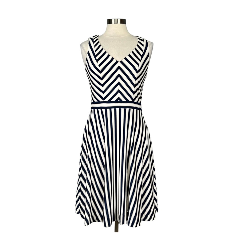 Etcetera Womens Sleeveless Flared Dress Blue White Stripes V Neck size 4